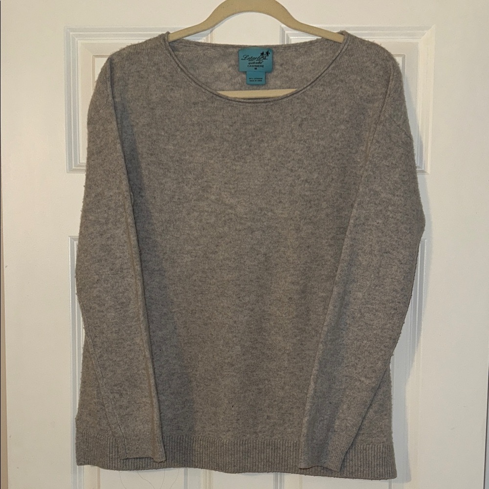 Letarte Women’s Classic Gray Crewneck Cashmere Sweater
Palm Tree back